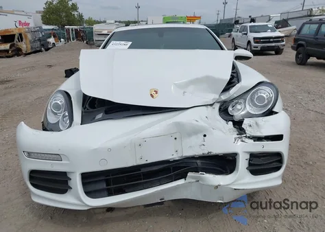 2015 Porsche Panamera 4 z USA, uszkodzony, nr VIN WP0AA2A77FL005356